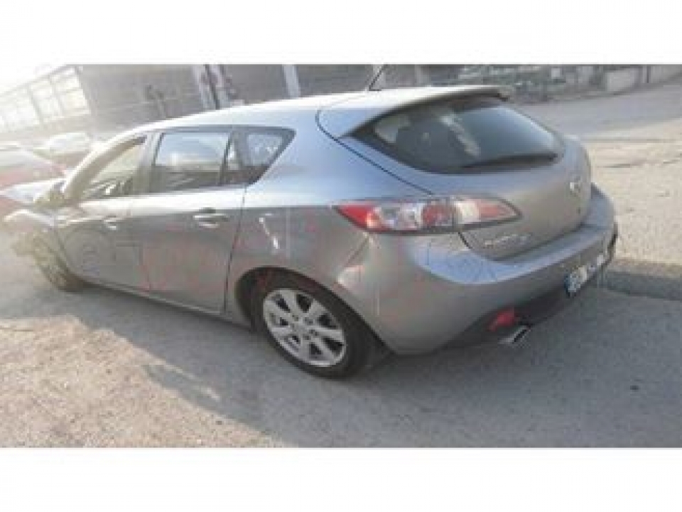 MAZDA 3 HB IMPRESSIVE 1.6 (105) 2011  -----OTOMATIK---