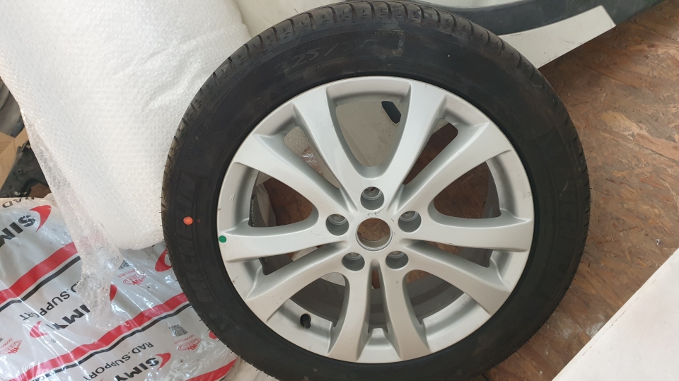 Renault latitude sıfir jant-lastik